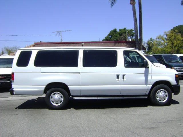 2013 Ford E-Series E-350 SD XL