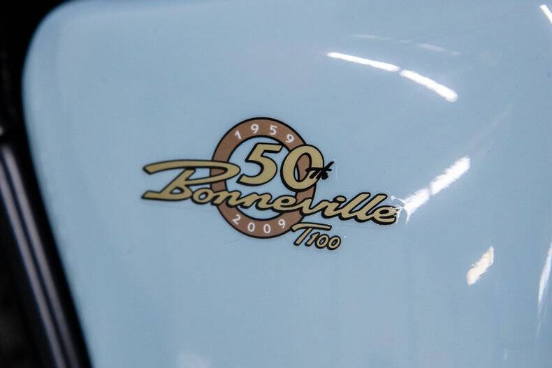 2000 Triumph Bonneville