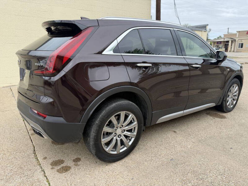 2020 Cadillac XT4 Premium Luxury