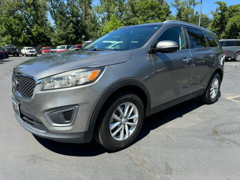 2016 Kia Sorento for sale at LULAY'S CAR CONNECTION in Salem OR