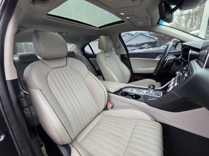 2021 Genesis G70