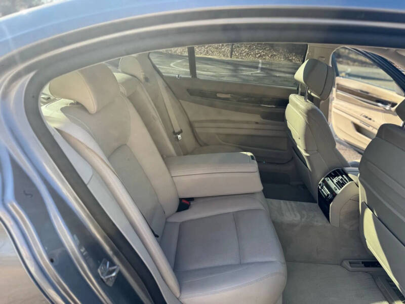 2013 BMW 7 Series 740Li xDrive