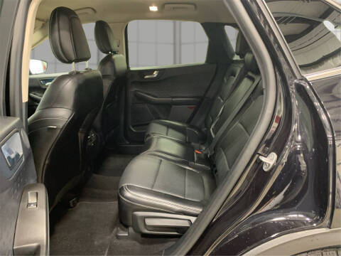 2020 Ford Escape Hybrid Titanium