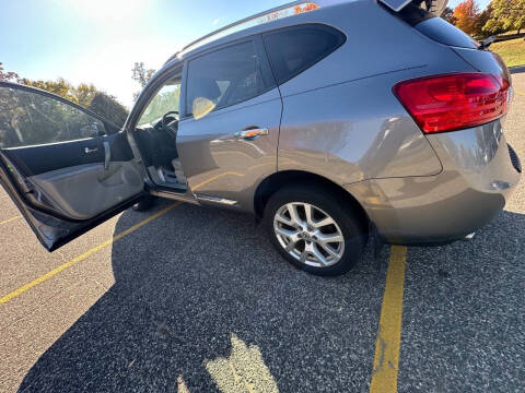 2012 Nissan Rogue SV w/SL Package