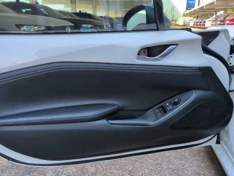 2025 Mazda MX-5 Miata Club