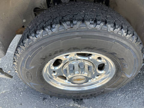 2000 Chevrolet Silverado 2500 LS