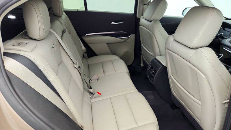 2022 Cadillac XT4 Luxury