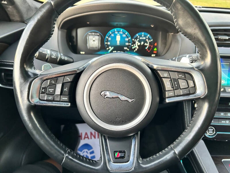 2017 Jaguar F-PACE S