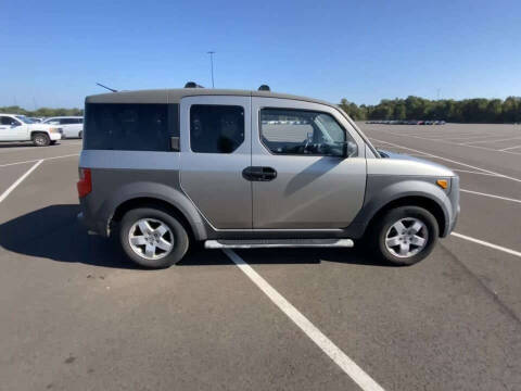 2004 Honda Element for sale at ACTION AUTO GROUP LLC in Roselle IL