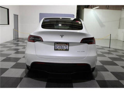 2020 Tesla Model Y Long Range