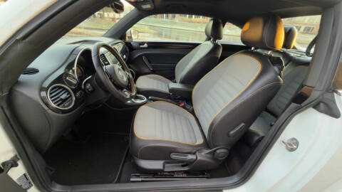 2016 Volkswagen Beetle 1.8T Dune PZEV