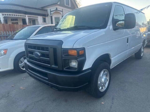 2012 Ford E-Series E-150