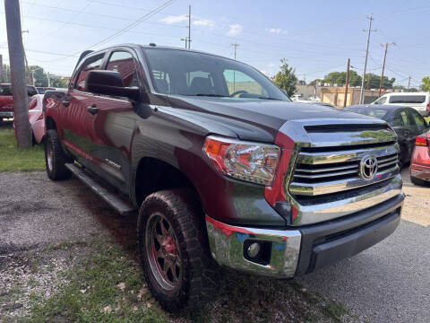 2014 Toyota Tundra SR5