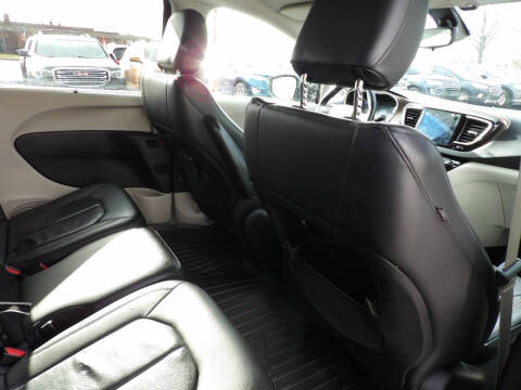 2018 Chrysler Pacifica Touring L