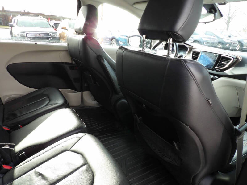 2018 Chrysler Pacifica Touring L