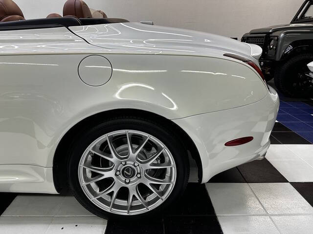 2004 Lexus SC 430