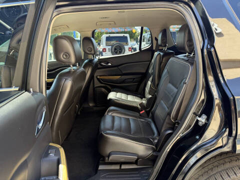 2019 GMC Acadia Denali