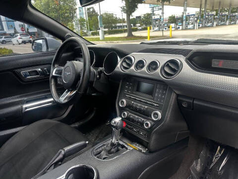 2015 Ford Mustang EcoBoost Premium