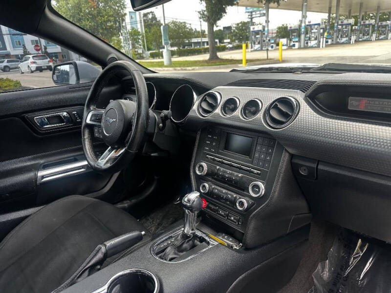 2015 Ford Mustang EcoBoost Premium