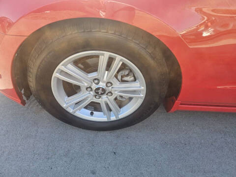 2014 Ford Mustang V6