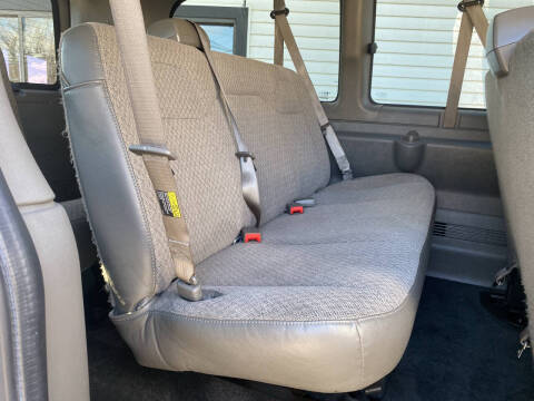 2016 Chevrolet Express LT 2500