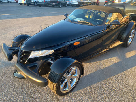 2000 Plymouth Prowler for sale at Blue Bird Motors in Crossville TN