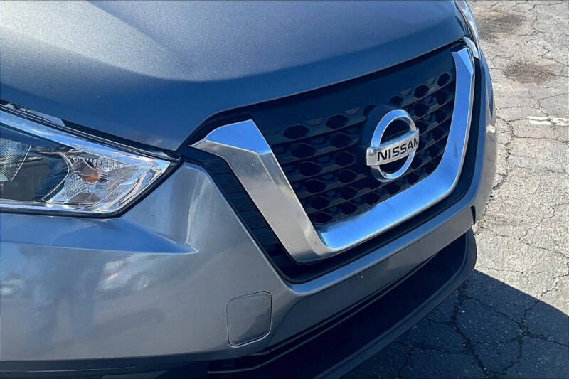 2018 Nissan Kicks S