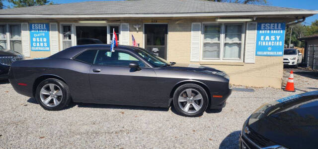 2016 Dodge Challenger for sale at ESELL AUTO SALES in Cahokia, IL