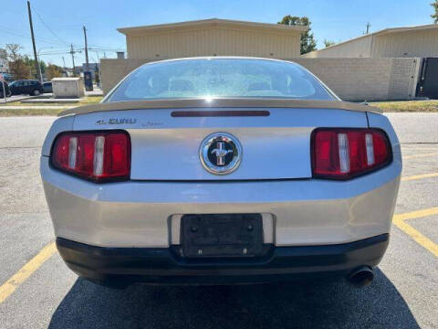 2010 Ford Mustang V6 Premium