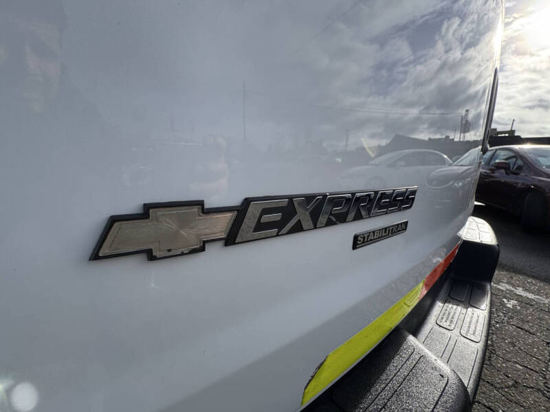 2014 Chevrolet Express 2500