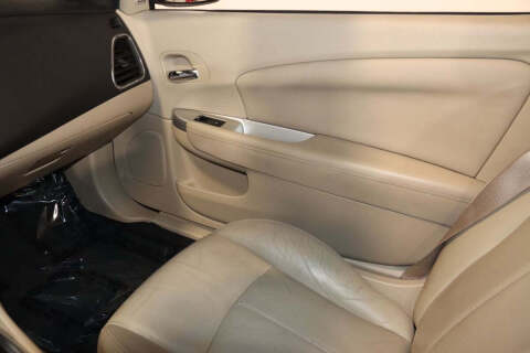 2013 Chrysler 200 Limited