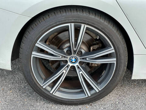 2022 BMW 3 Series 330e