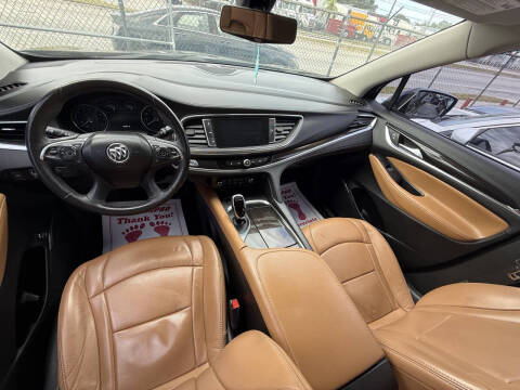 2018 Buick Enclave Essence