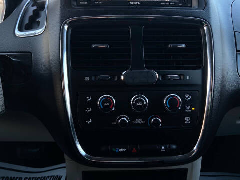 2017 Dodge Grand Caravan SE