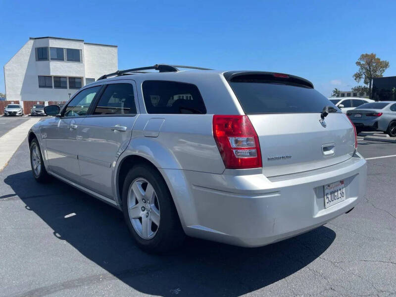 2005 Dodge Magnum SXT