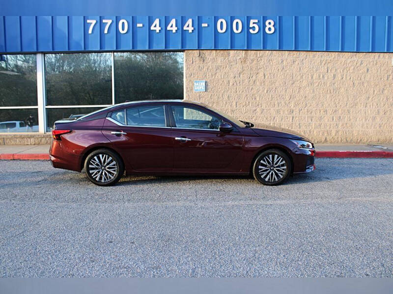 2023 Nissan Altima 2.5 SV