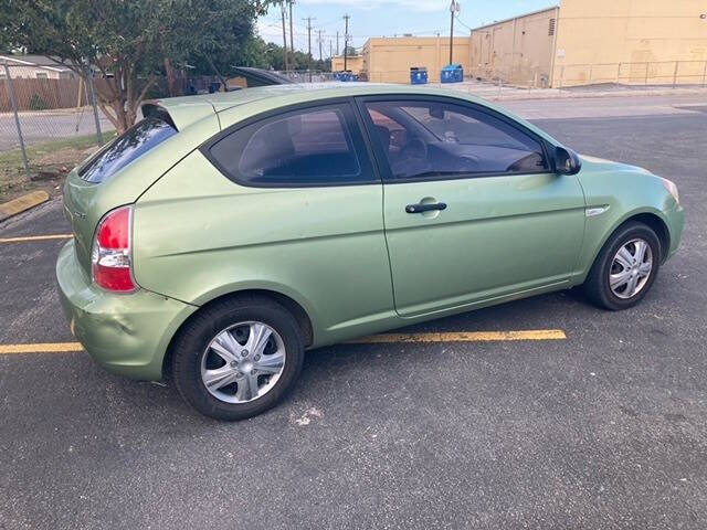 2009 Hyundai ACCENT for sale at Kelley Autoplex in San Antonio, TX