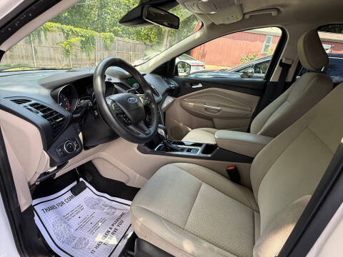 2019 Ford Escape SE