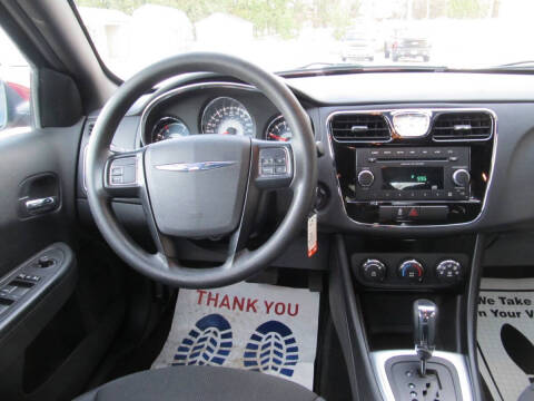 2012 Chrysler 200 LX