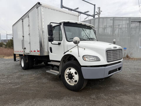 2018 Freightliner M2 106