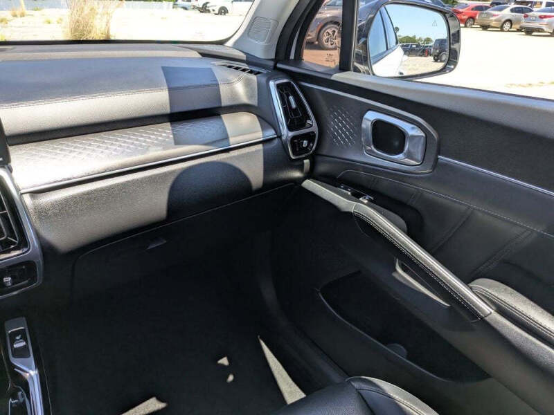 2023 Kia Sorento SX