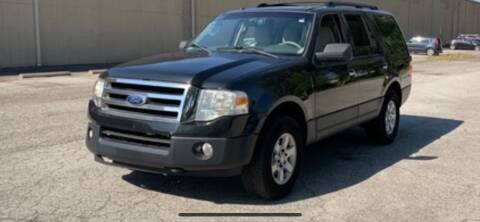 2011 Ford Expedition for sale at VICTORY LANE AUTO in Raymore MO