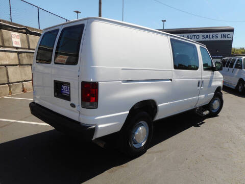 2004 Ford E-Series E-350 SD