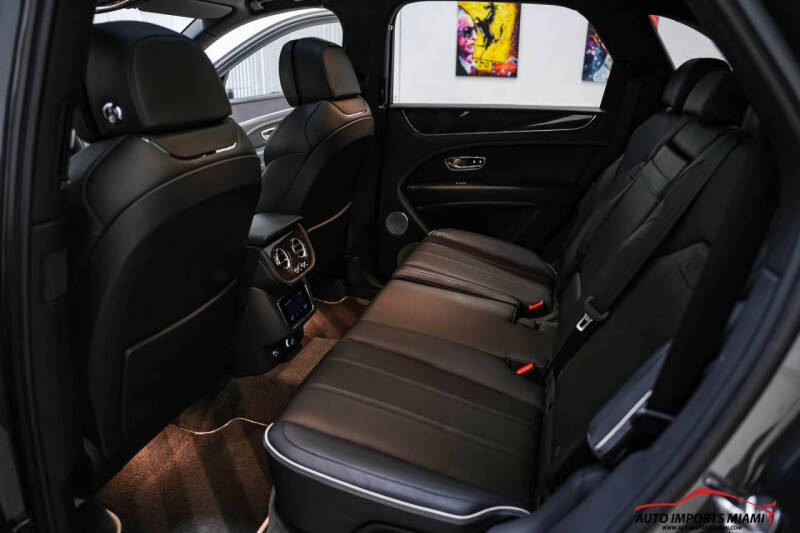 2021 Bentley Bentayga V8
