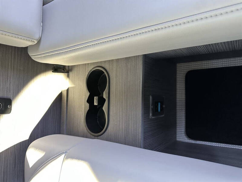 2021 Mercedes-Benz Sprinter 2500