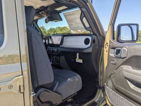 2025 Jeep Gladiator Willys