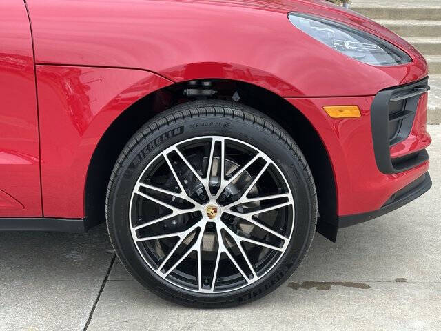 2026 Porsche Macan
