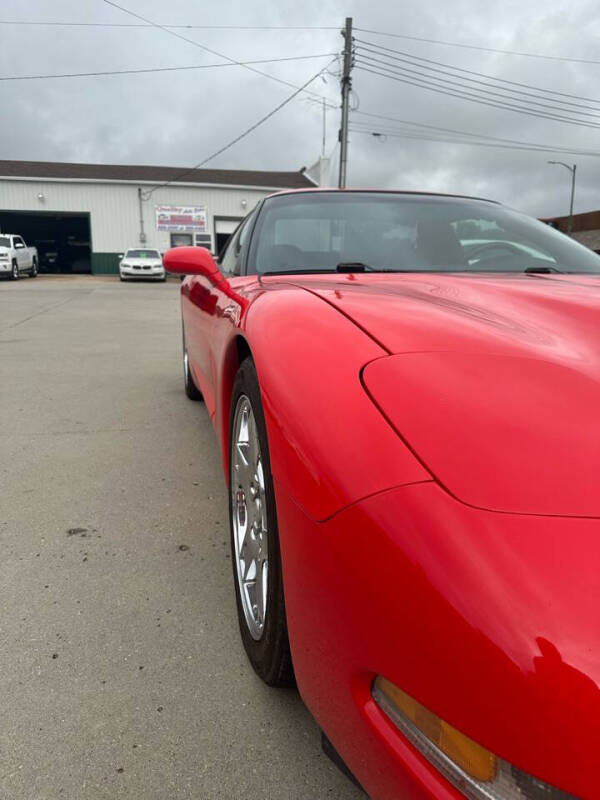 1999 Chevrolet Corvette Base photo 13