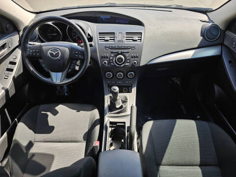 2013 Mazda MAZDA3