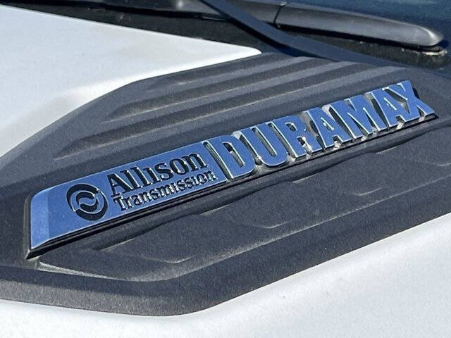 2024 Chevrolet Silverado 3500HD CC Work Truck